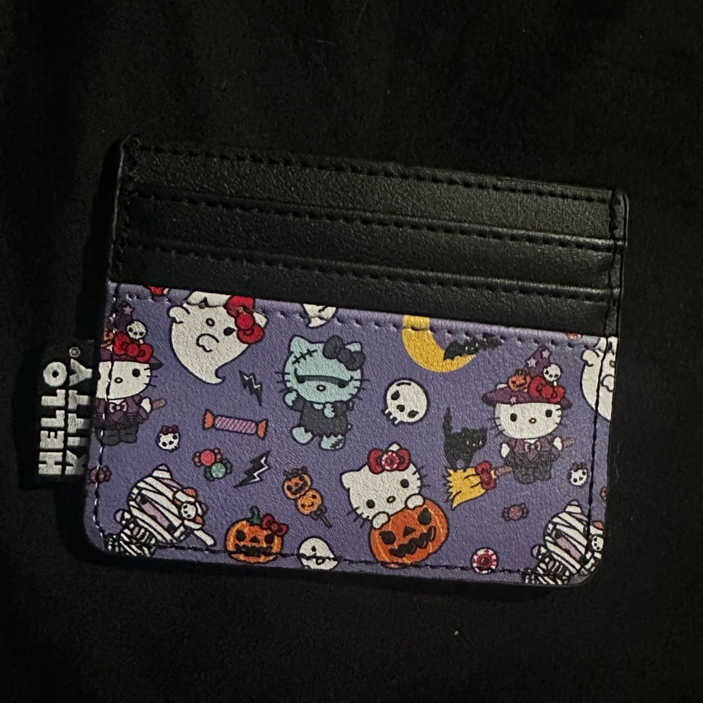 Sanrio Halloween Loungefly - Picture 5 of 7